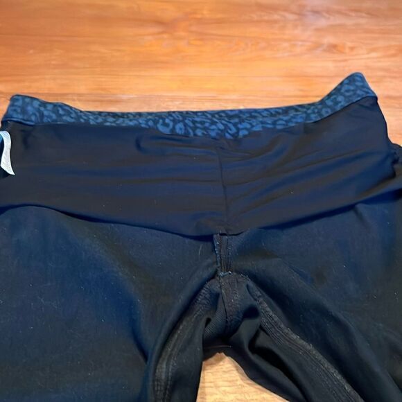 Spanx blue leopard pull on jeans - Picture 9 of 10